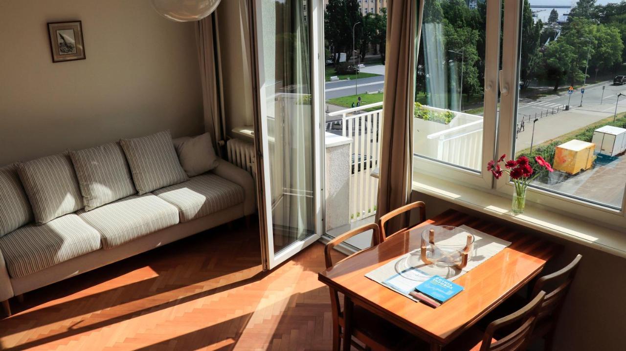 Apartment By The Sea - Kosciuszki Square Gdynia Exteriör bild