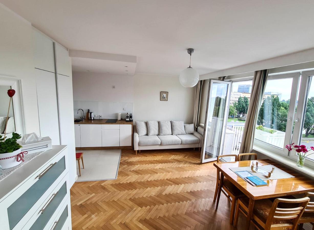 Apartment By The Sea - Kosciuszki Square Gdynia Exteriör bild